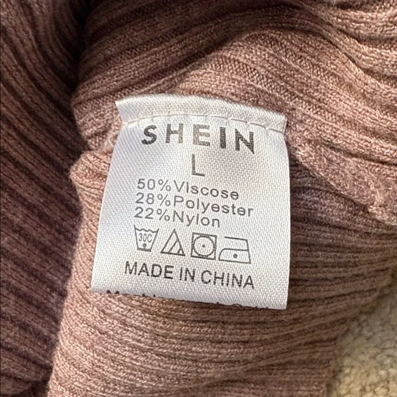 3 Shein long sleeved crop tops - Picture 5 of 7